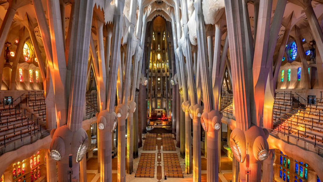 Contemplative Drama: How Gaudí Shaped Light and Color at Sagrada Família
