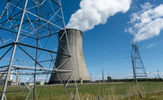 Minnesota lawmakers consider lifting ban on new nuclear power plants