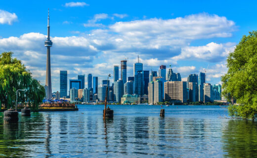 Toronto Architecture City Guide: 30 Modern and Contemporary Landmarks in Canada's Largest City