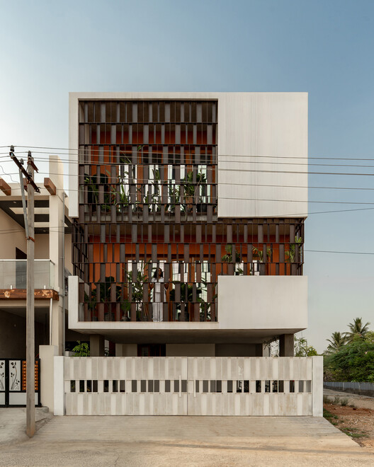 Splitscape Residence / SpaceDNA