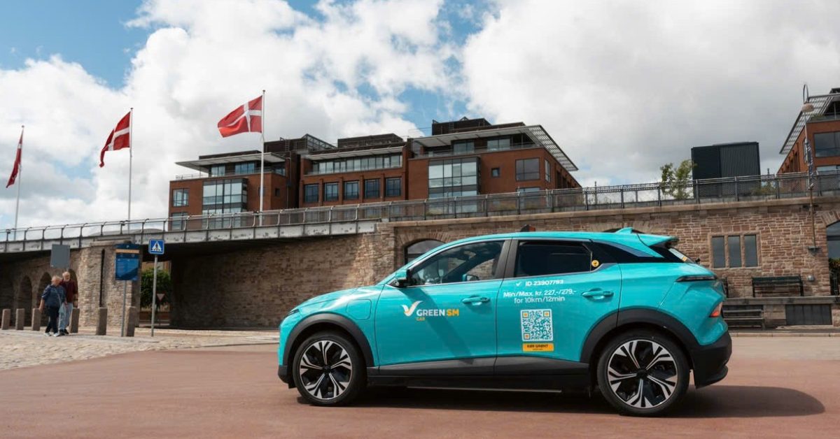 This all-electric VinFast taxi service just debuted in Europe