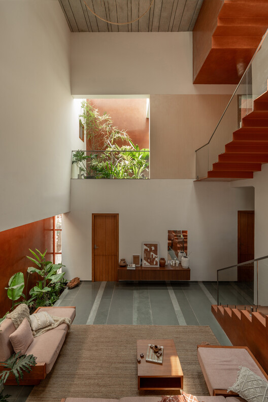 Splitscape Residence / SpaceDNA