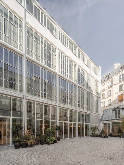 Rue Pavée, renovation project for a complex of historic buildings in Paris / MARS Architectes