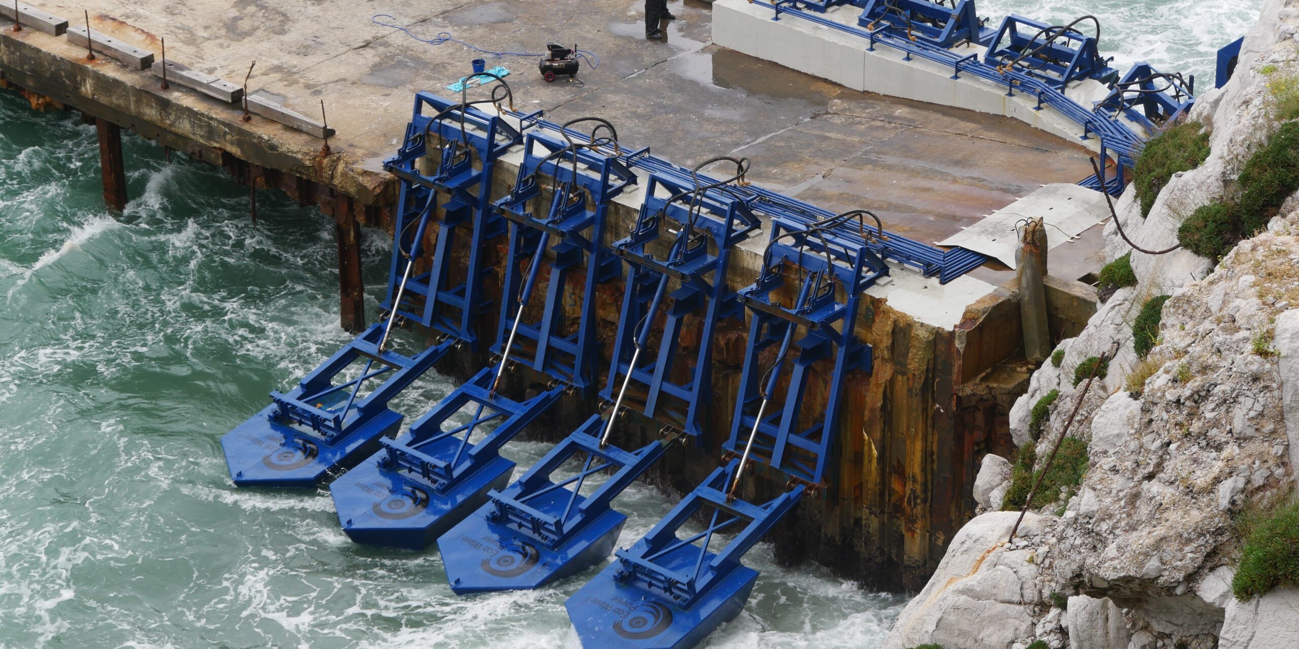 Storm damage causes setback on Eco Wave Power’s Portugal wave energy project