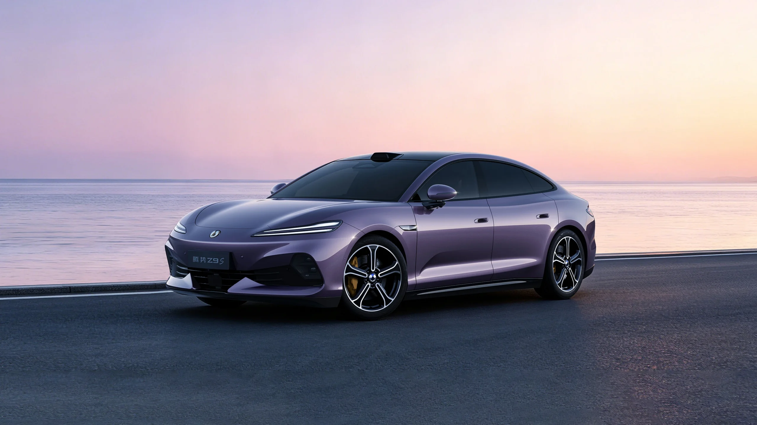 New Denza Z9S Breaks Range & Handling Records At Average US Car Price