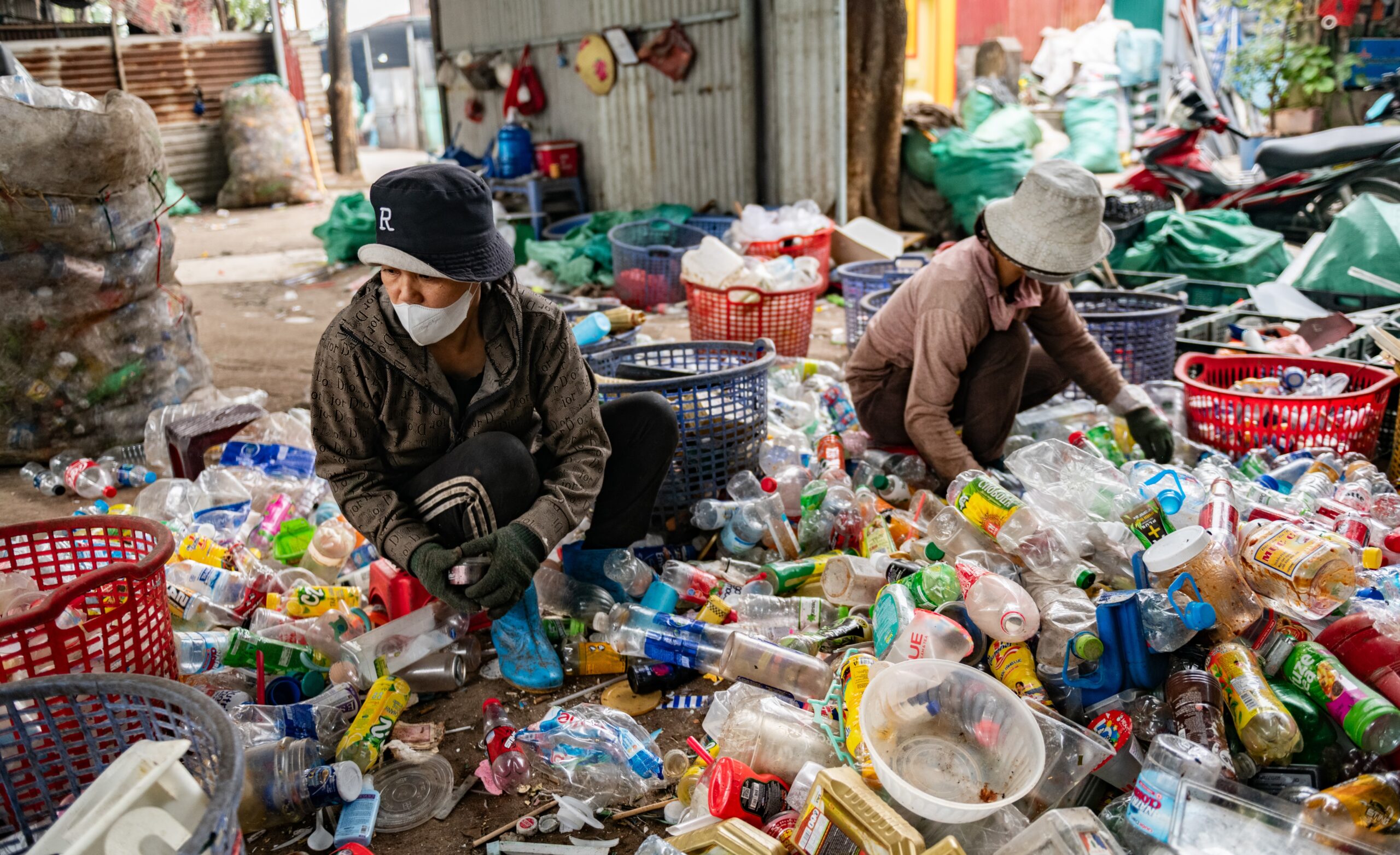 “We’ve gone backwards” – new plastics treaty text dims hopes for production curbs