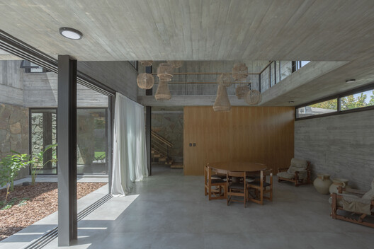 H1 House / Genovesi Arquitectos