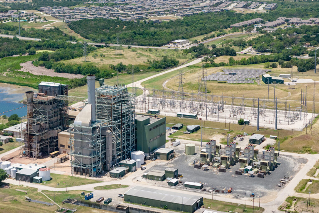 As Solar and Batteries Dominate in Texas, Republican Lawmakers Consider Natural Gas Minimums