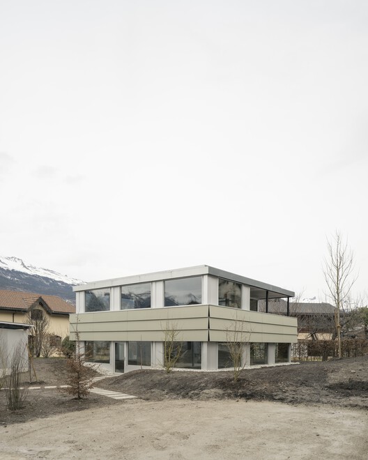 Caloz Bramois House / R2A Architectes