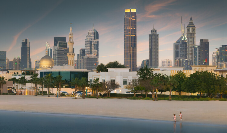 Pelli Clarke & Partners' City Tower One and Dubai Cityscape Under the Lens of Ahmad Alnaji