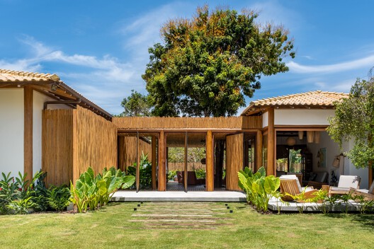 Scarlet House / Frederico Zanelato | Arquitetos