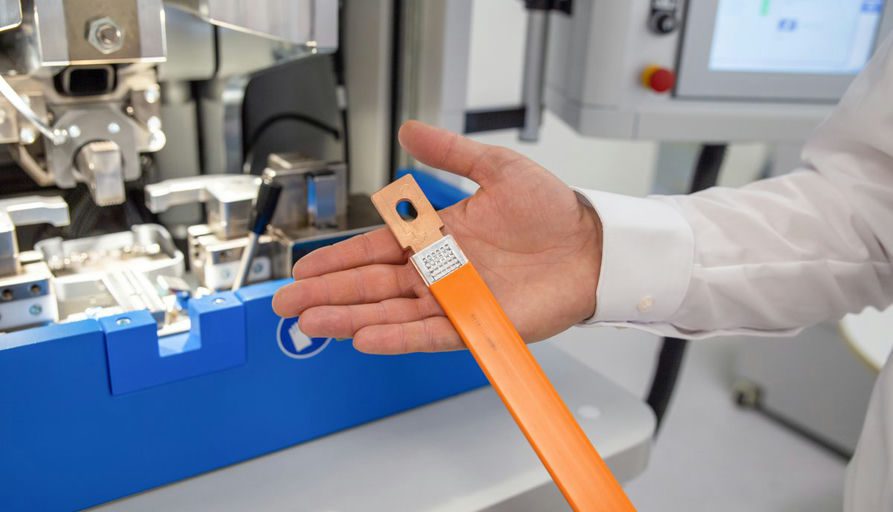 Driving efficiency in EV manufacturing: ultrasonic solutions for critical connections (Webinar)