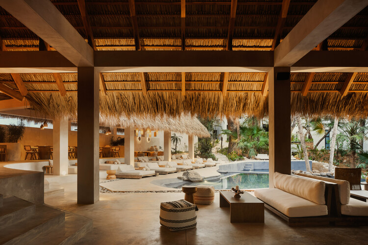 Esh Hotel and Spa / FAMM Arquitectura + Sulkin Askenazi