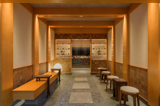 Jun Matcha Club Cafe / Matter of Something