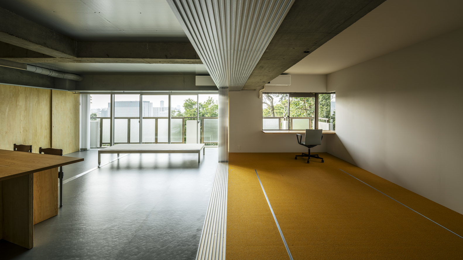 Rooms That Appear: Sliding Partitions and Conditional Domestic Space