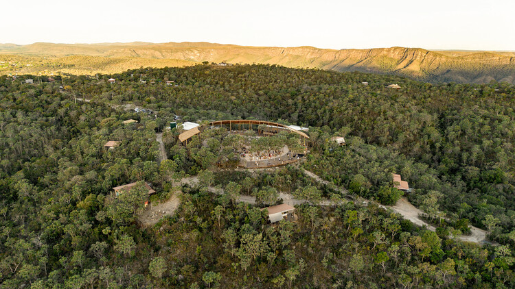 Mirante de São Jorge / Alan Chu