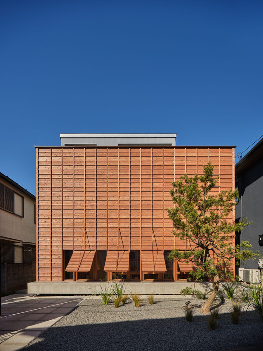 Ukigumo – Floating Clouds Residence / Ukei Shimada Architects