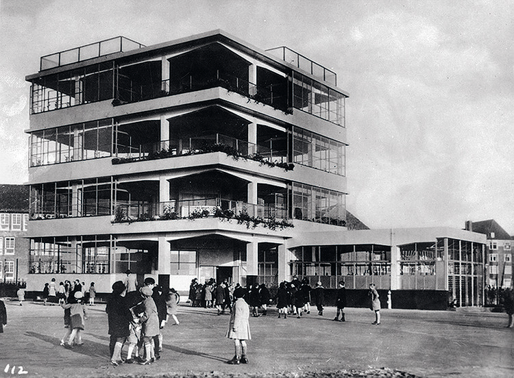Has Architecture Ever Been Entirely Human? Beatriz Colomina and Mark Wigley on the Microbial Nature of Architecture