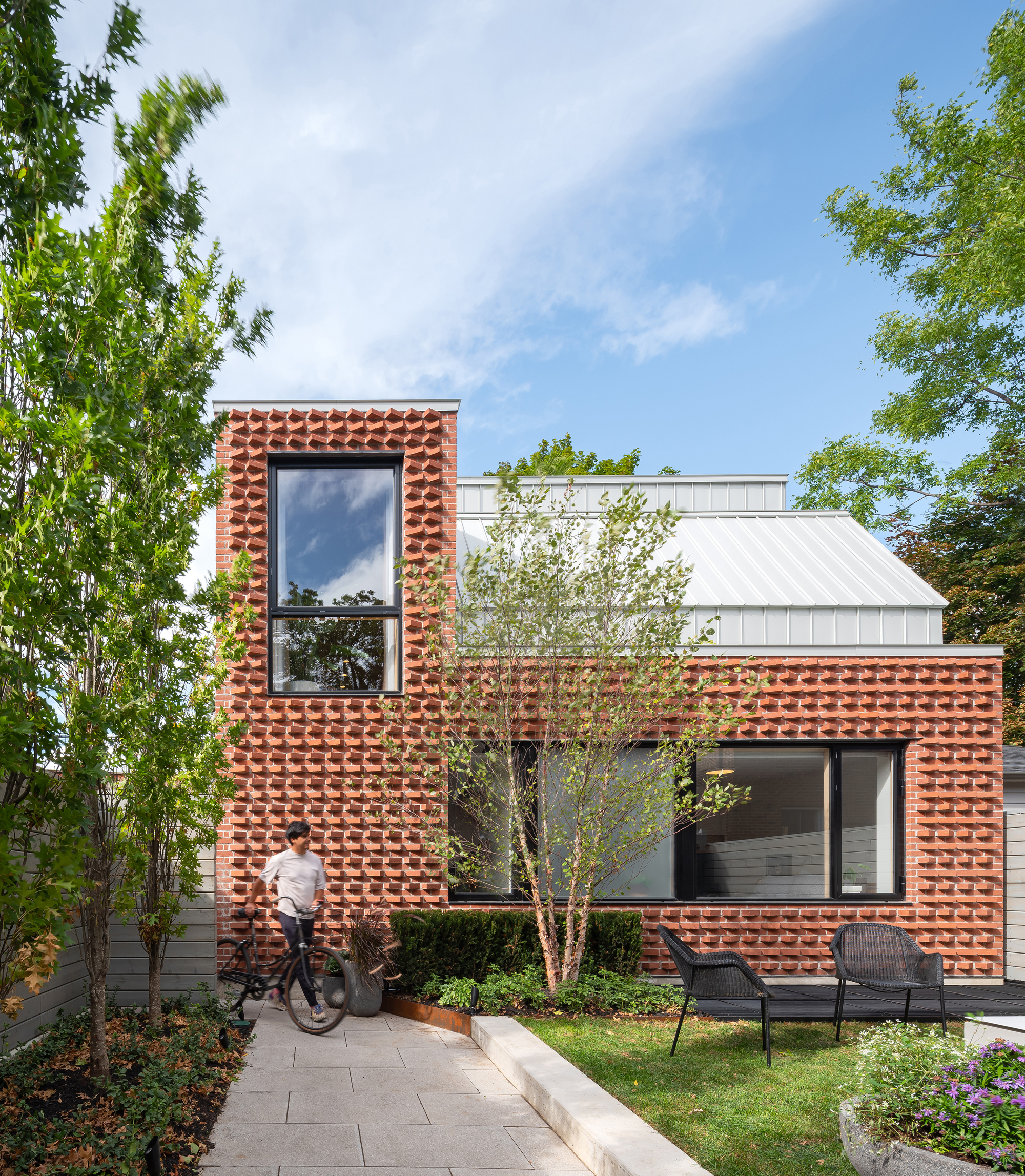 Garden Laneway House / Williamson Williamson