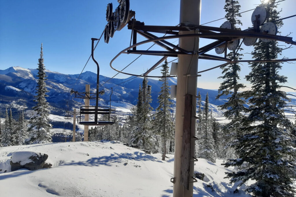 A Montana Community Rallies to Save Its Beloved Ski Hill