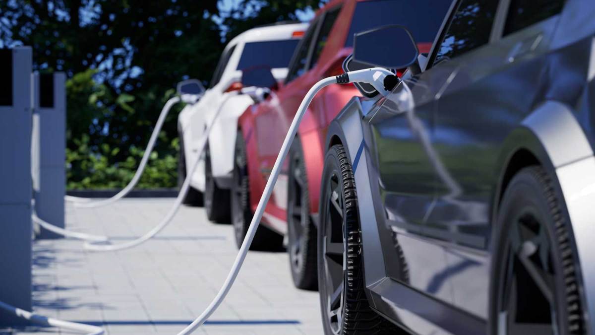 Trump’s Iran war supercharged EV sales everywhere except the U.S.