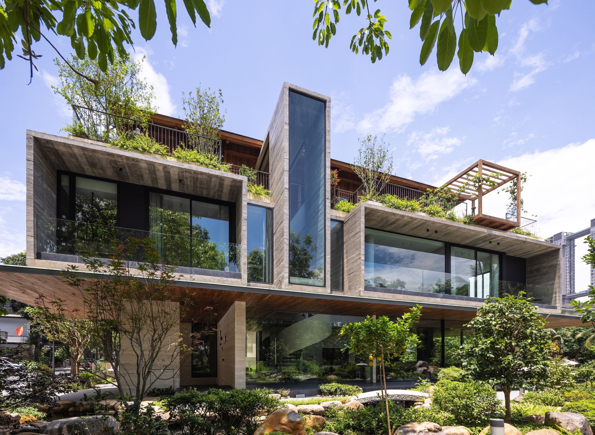 Dolphine Villa / Idee architects