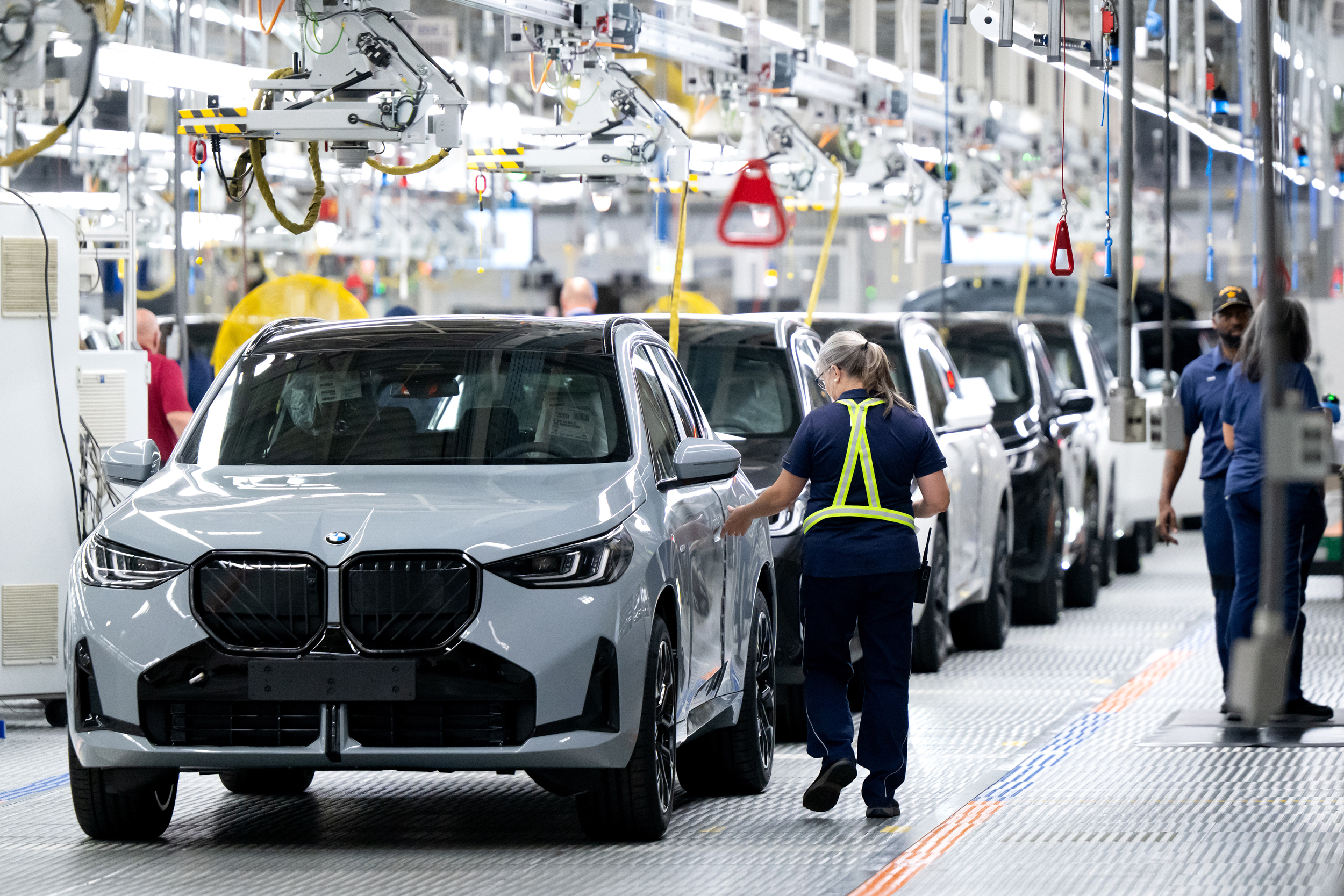Trump Slashes Fuel-Economy Standards in Blow to Climate, Health, EV Market