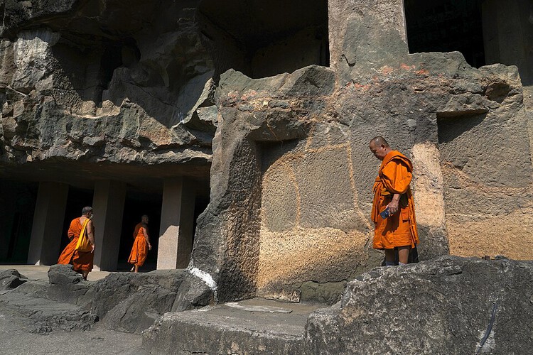 Beyond the Replica: Digital Heritage and the Limits of Preservation