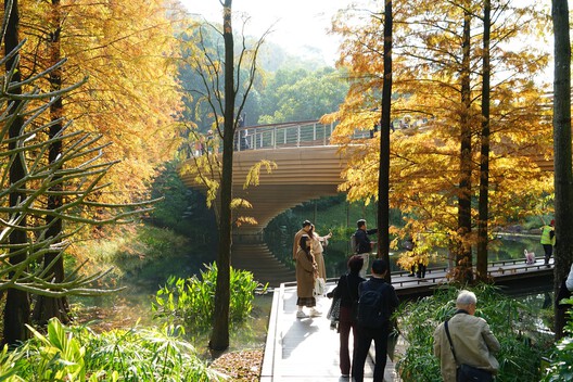 Landscape as Choreography: Architecture in the Contemporary Botanical Garden