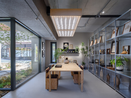 Landscape as Choreography: Architecture in the Contemporary Botanical Garden