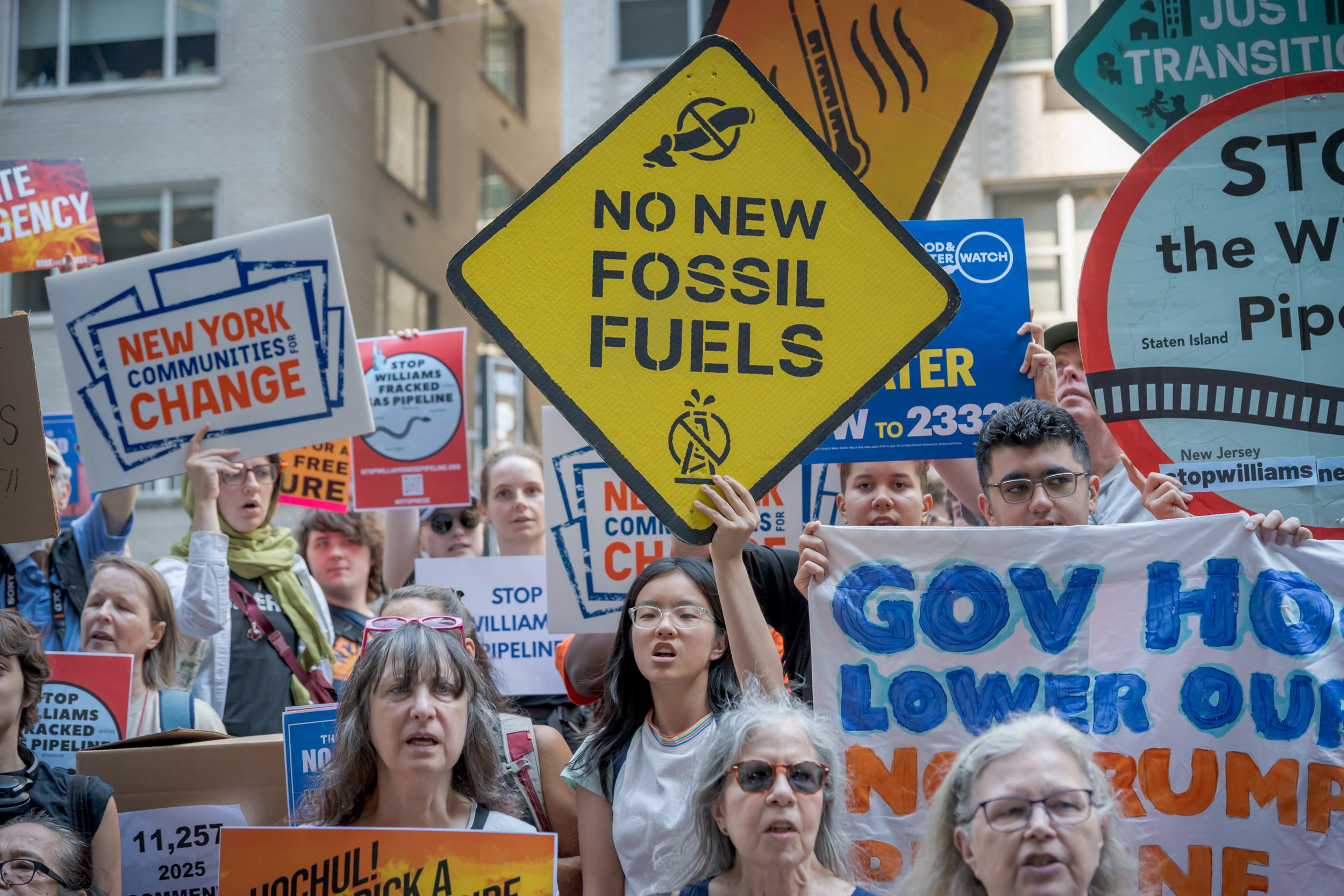 As Trump Backs a Gas Pipeline, New York’s Climate Priorities Face a Test